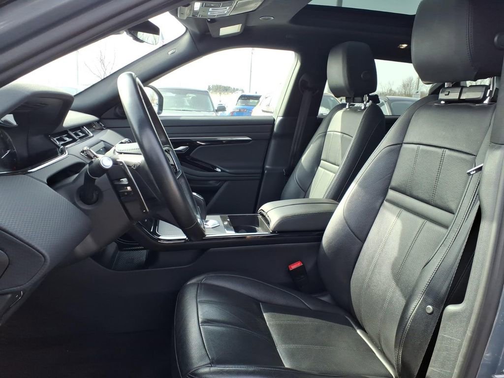 Used 2023 Land Rover Range Rover Evoque R-Dynamic S image 14