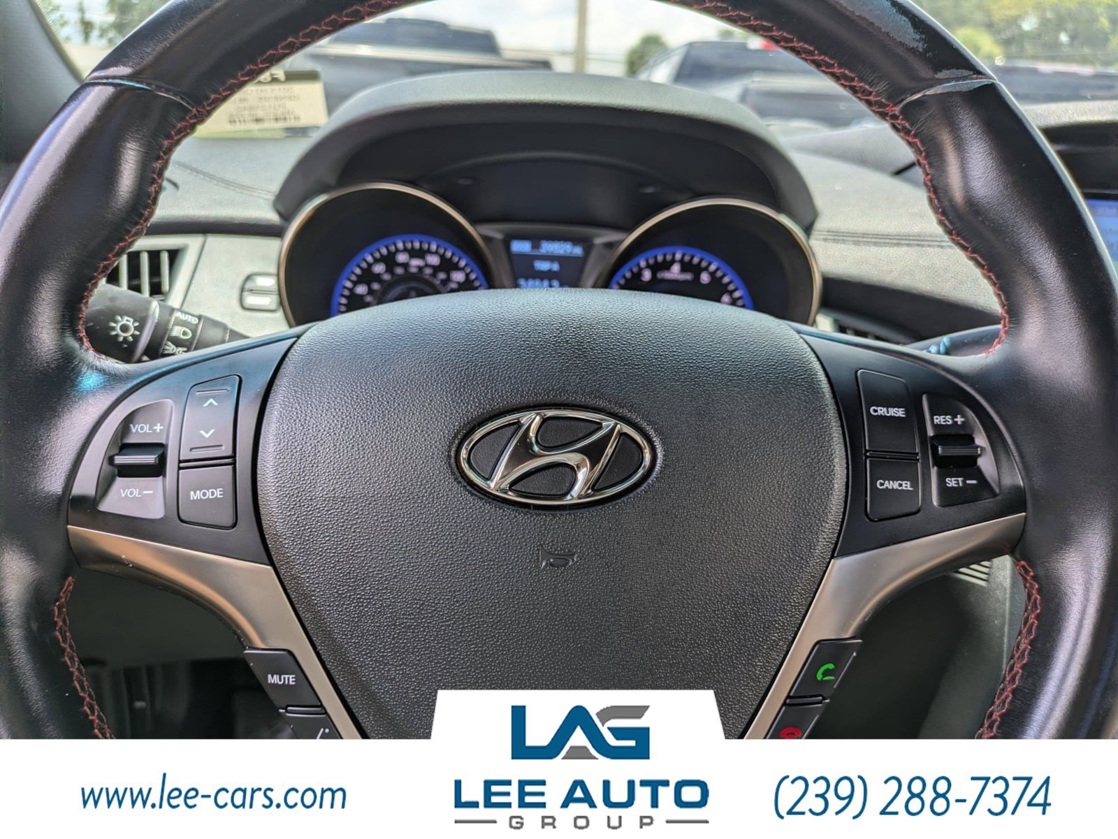 Used 2015 Hyundai Genesis 3.8 RWD image 21