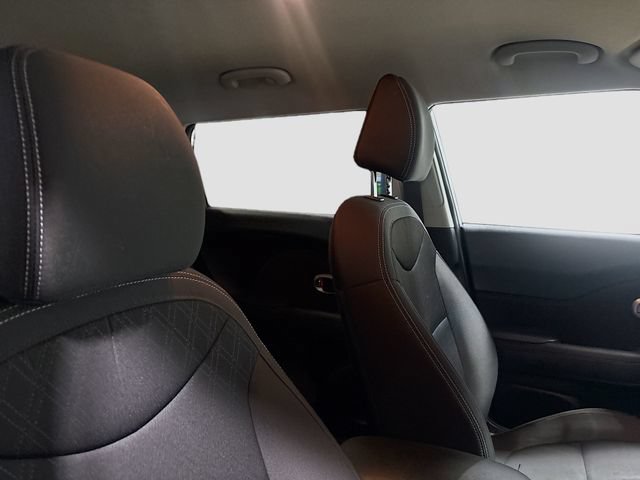 Used 2019 Kia Soul FWD image 25
