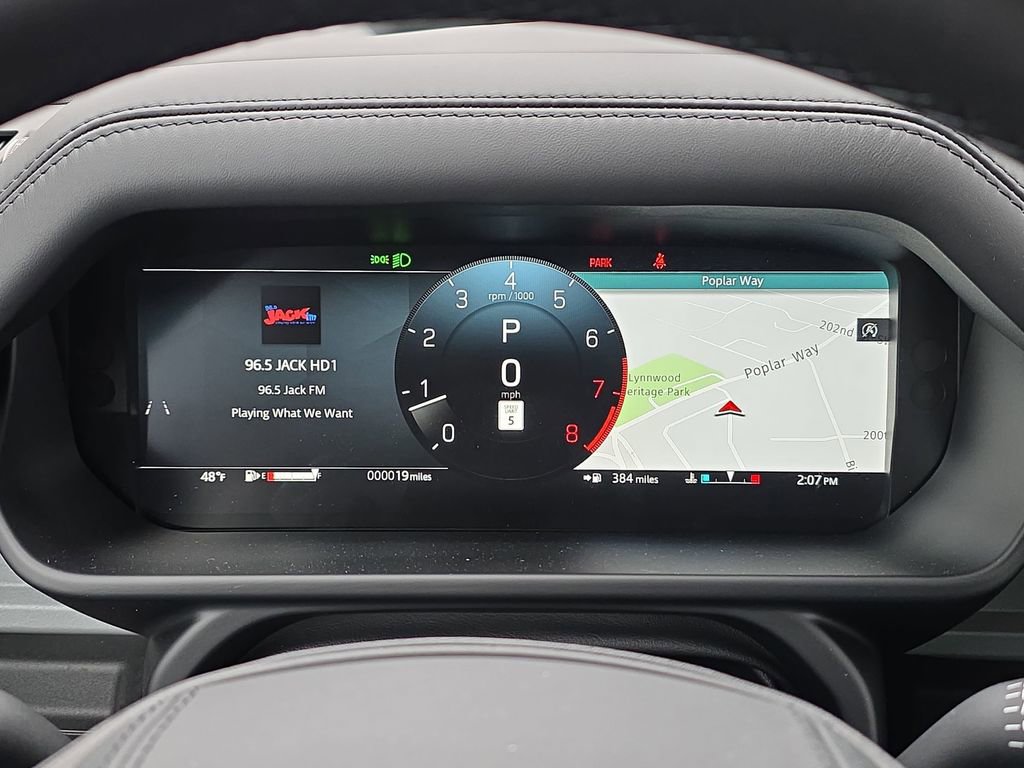 New 2026 Land Rover Defender 110 OCTA image 18