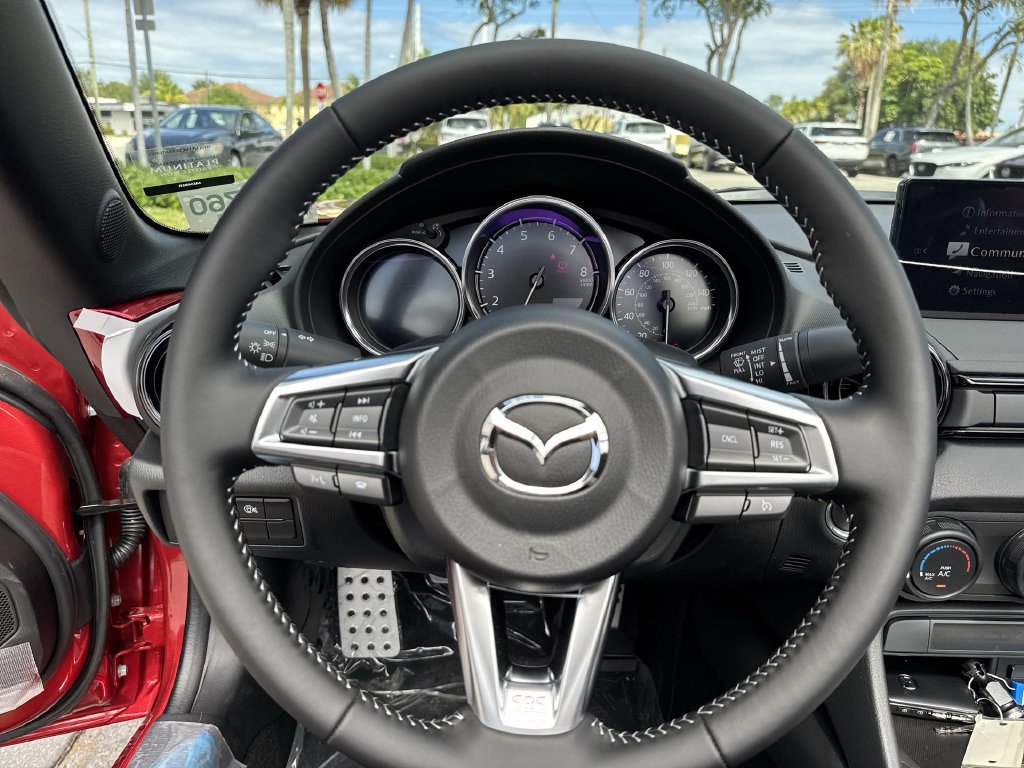 New 2026 MAZDA MX-5 Miata Club w/ Interior Package RWD image 46