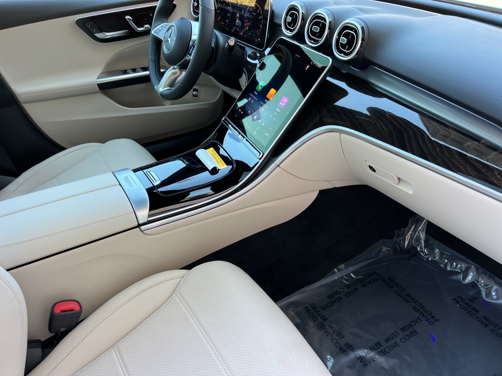 New 2026 Mercedes-Benz C 300 4MATIC Sedan image 14
