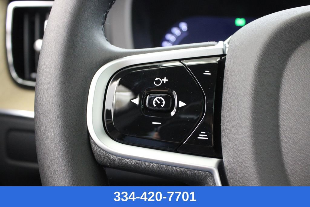 New 2026 Volvo XC60 B5 Plus w/ Climate Package image 26