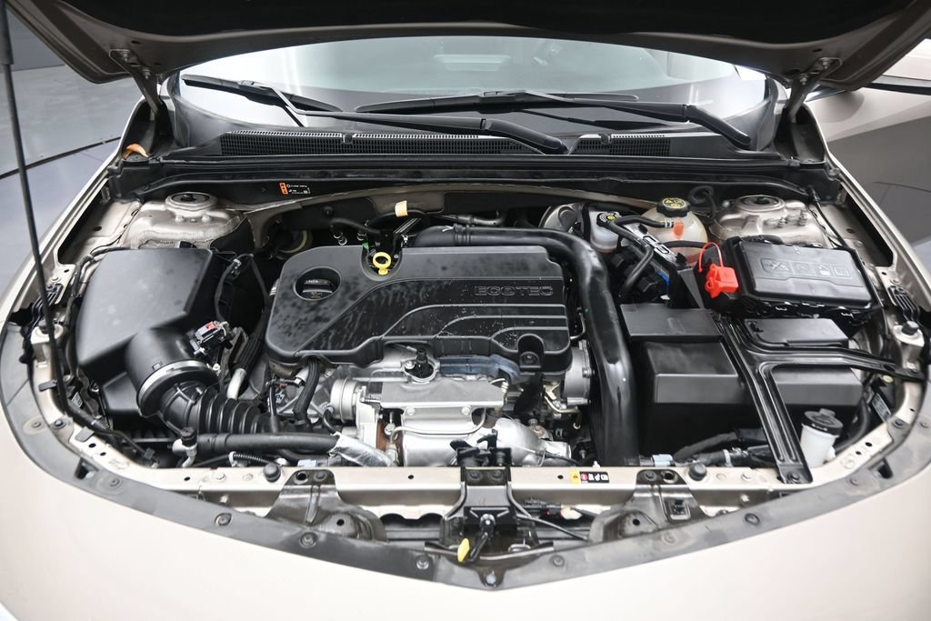 Used 2022 Chevrolet Malibu RS FWD image 16