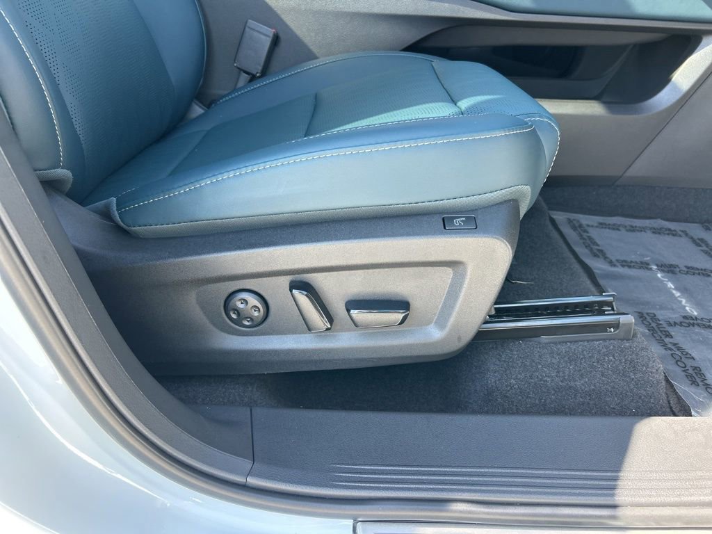 Used 2025 Nissan Murano Platinum w/ Cargo Package image 36