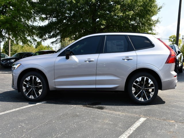 New 2026 Volvo XC60 B5 Plus w/ Protection Package Premier image 4