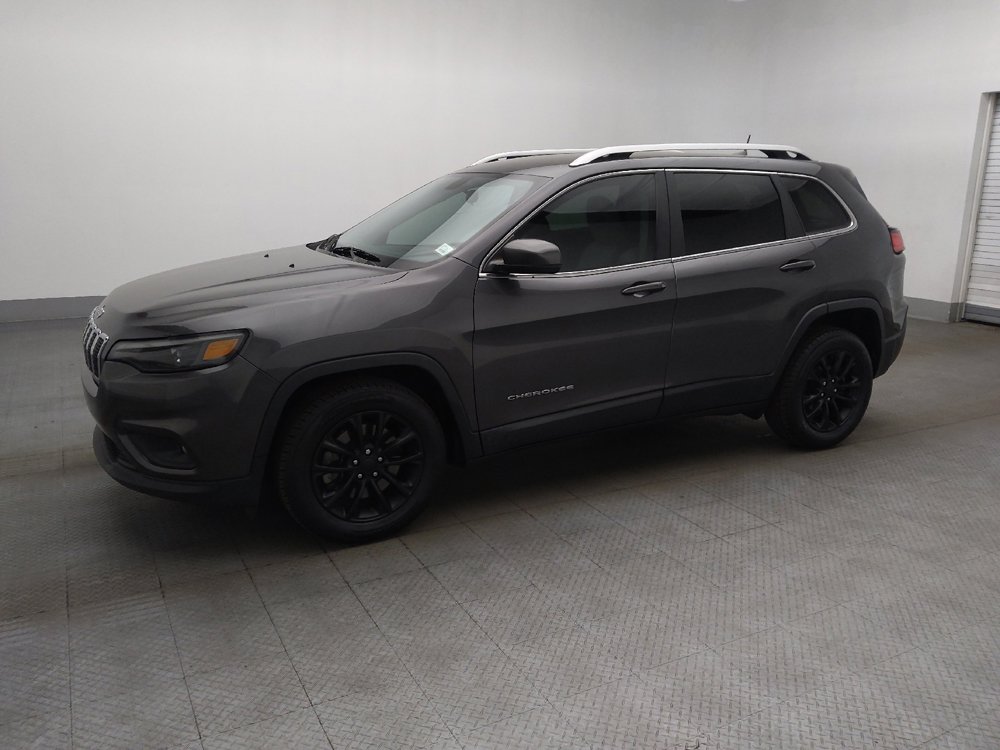 Used 2020 Jeep Cherokee Latitude Plus FWD image 2