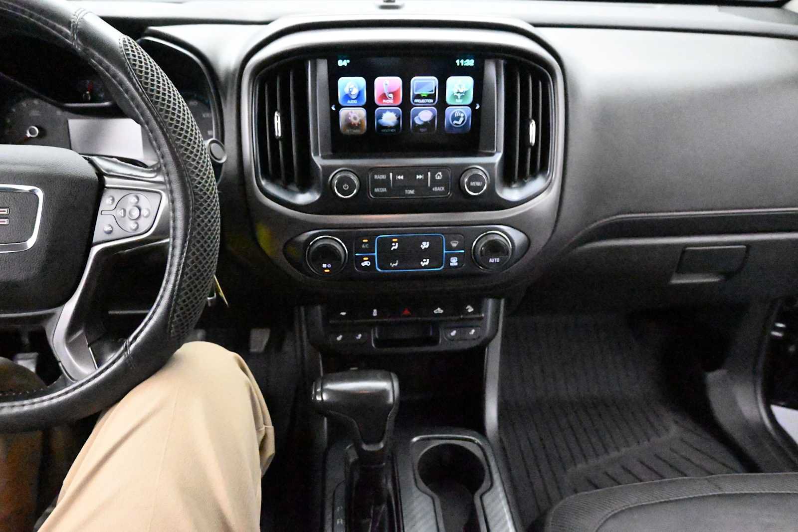 Used 2018 GMC Canyon All Terrain w/ Trailering Package AWD/4WD image 14