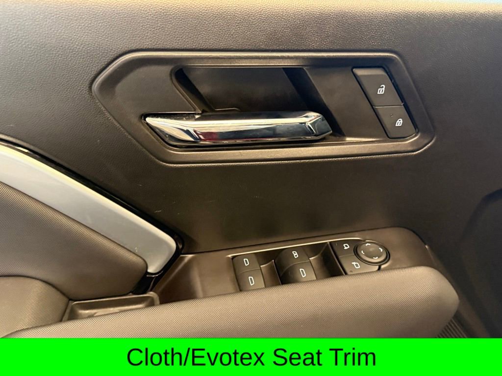 Used 2024 Chevrolet Colorado Z71 w/ Z71 Convenience Package 2 image 17