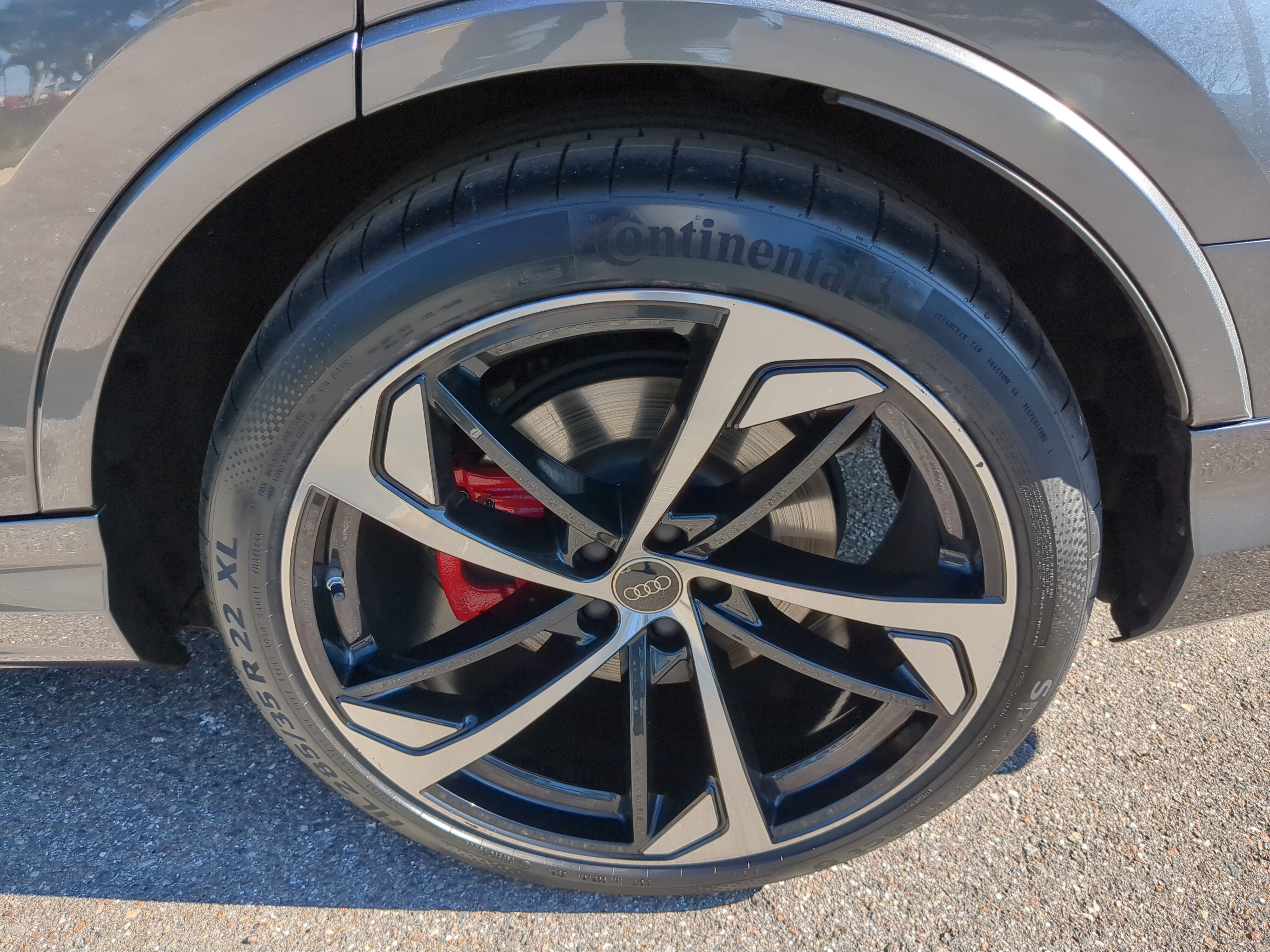 Used 2024 Audi SQ7 Prestige image 34