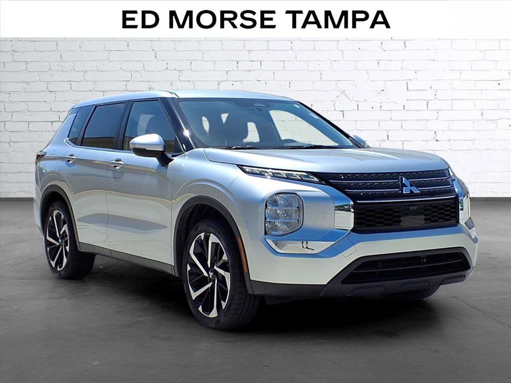 Used 2022 Mitsubishi Outlander ES image 5