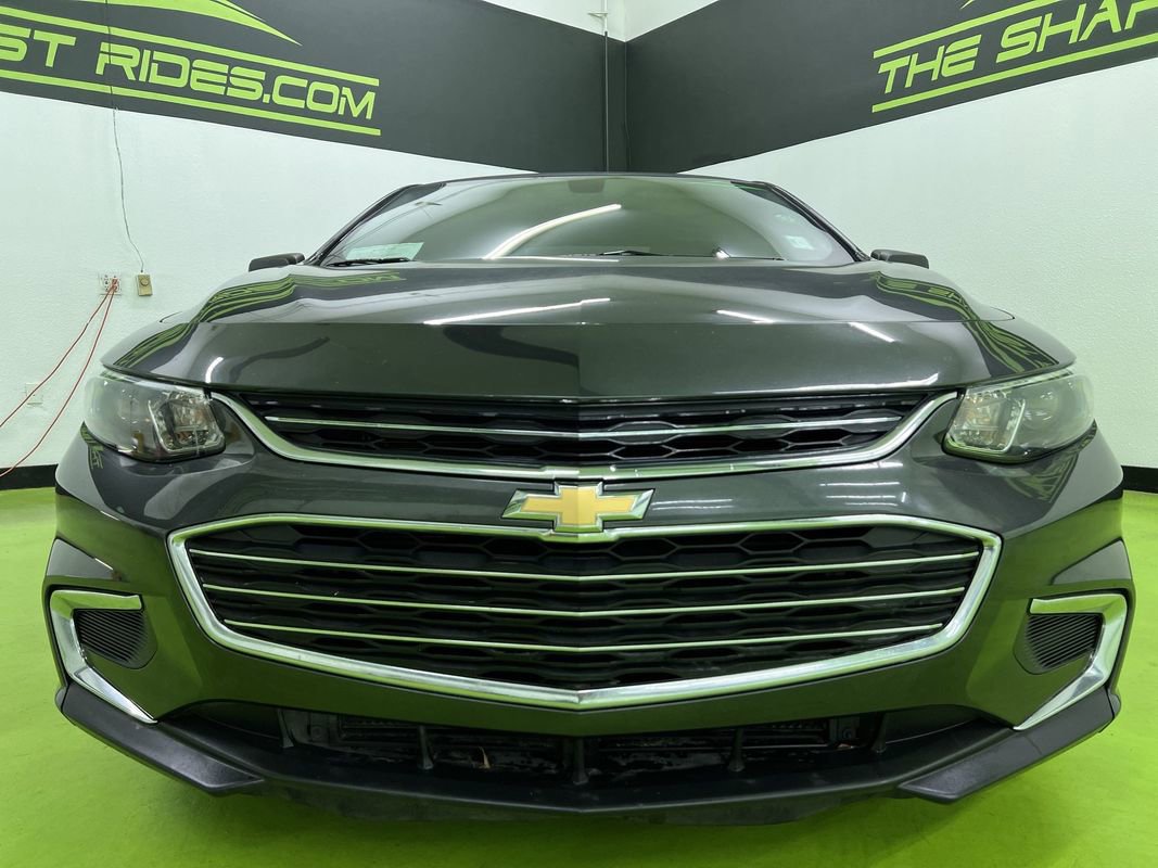 Used 2017 Chevrolet Malibu LS FWD image 3