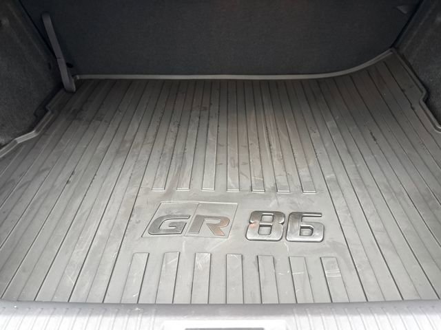 Used 2026 Toyota GR86 Premium RWD image 11