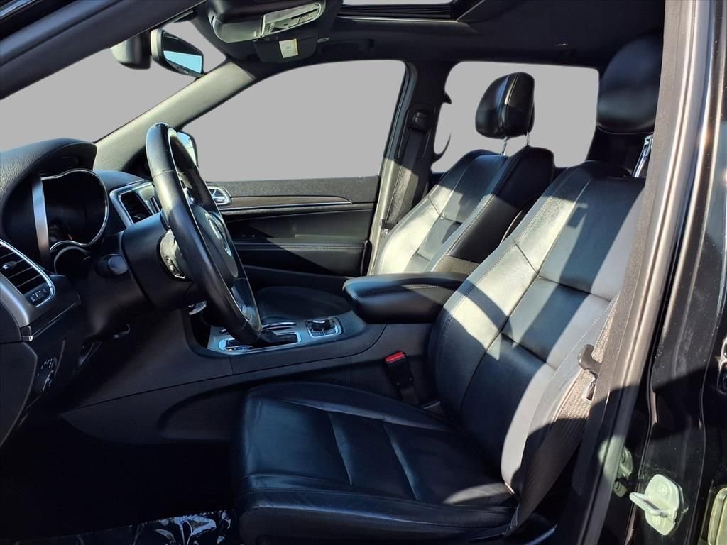 Used 2018 Jeep Grand Cherokee Limited image 23