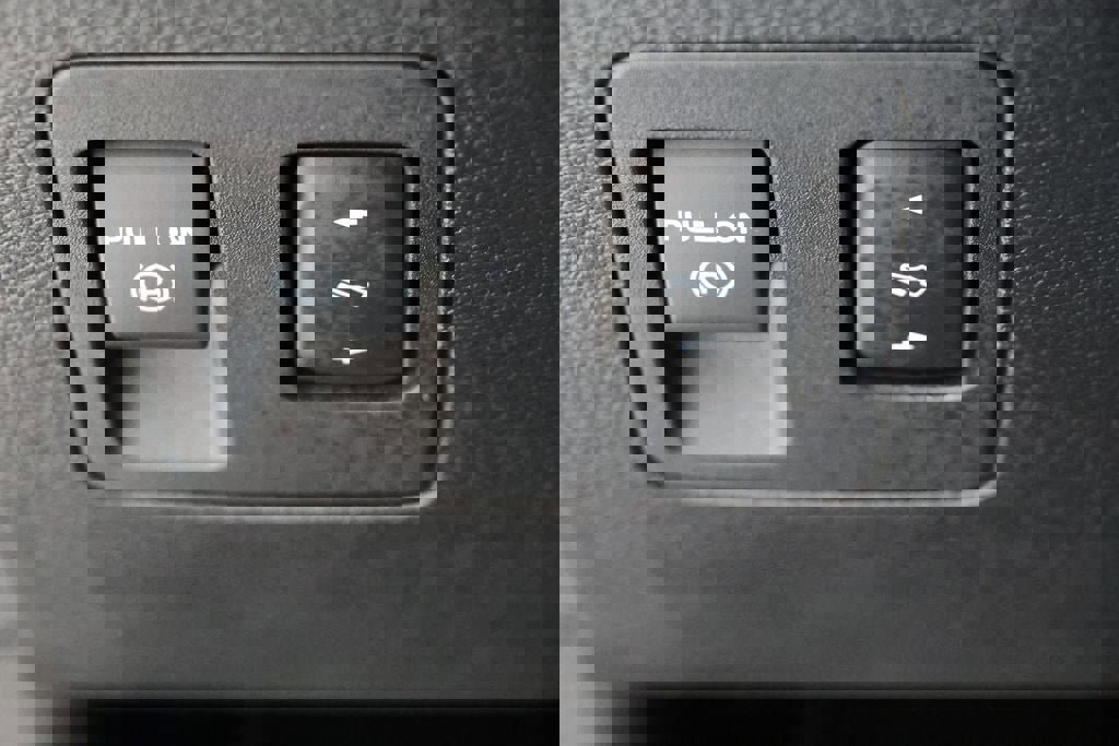 Used 2019 Ford F150 Lariat w/ Equipment Group 501A Mid image 29