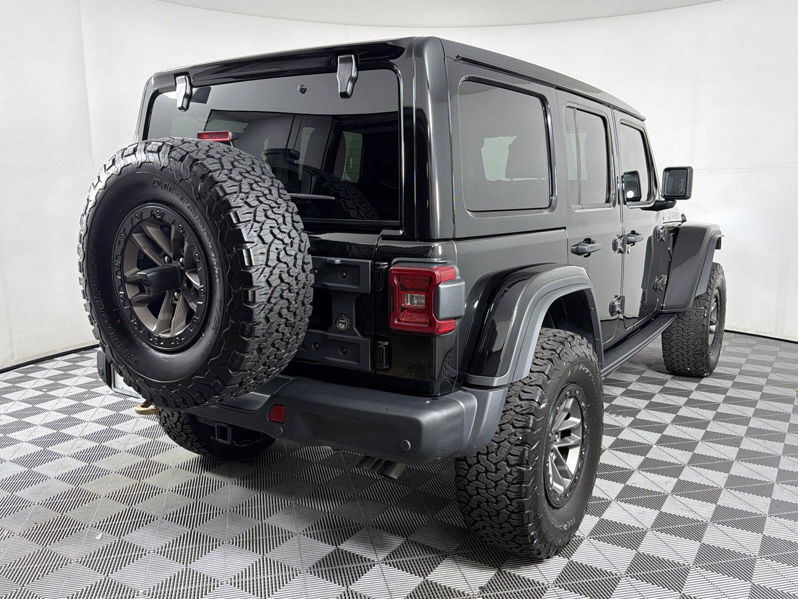 Used 2024 Jeep Wrangler Unlimited Rubicon 392 AWD/4WD image 6