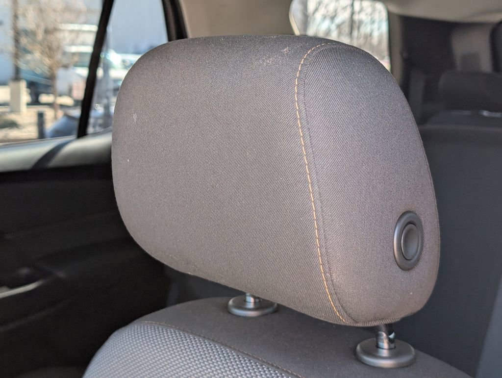 Used 2021 Chevrolet Traverse LS image 13