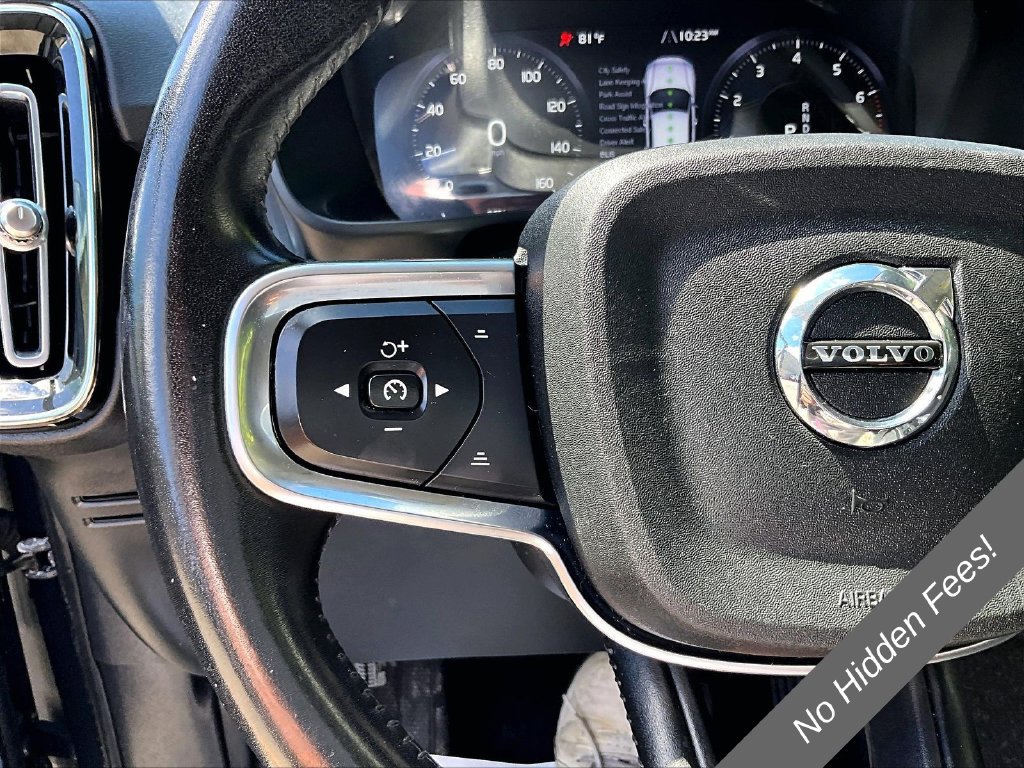 Used 2021 Volvo XC40 T4 Momentum FWD image 15