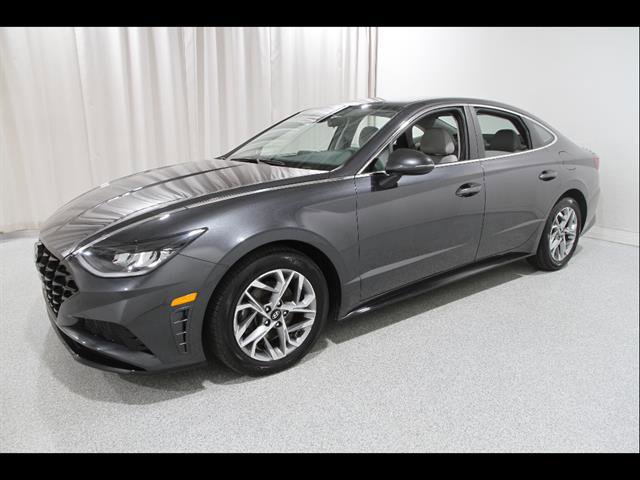 Used 2020 Hyundai Sonata SEL w/ Cargo Package FWD image 3