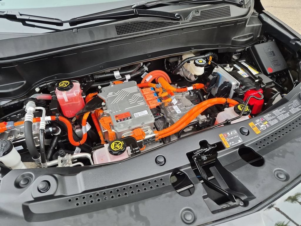 Used 2023 Chevrolet Bolt EUV LT w/ Redline Edition FWD image 30
