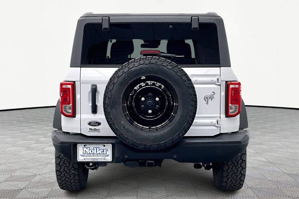 Certified 2023 Ford Bronco Black Diamond image 4