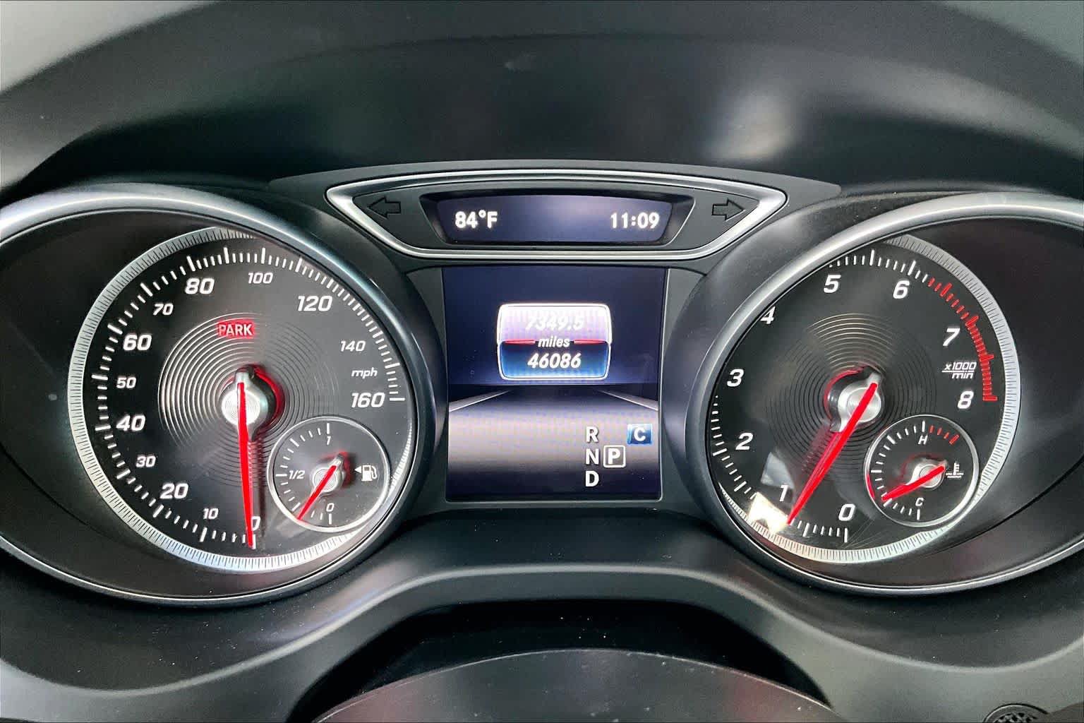 Used 2018 Mercedes-Benz CLA 250 image 25