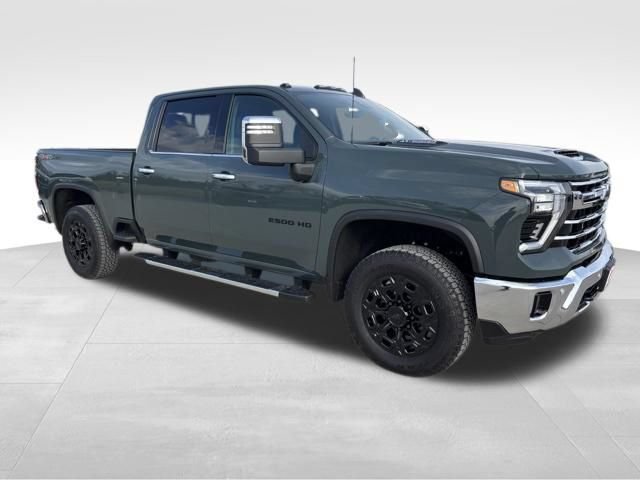 New 2026 Chevrolet Silverado 2500 LTZ w/ LTZ Premium Package AWD/4WD image 8