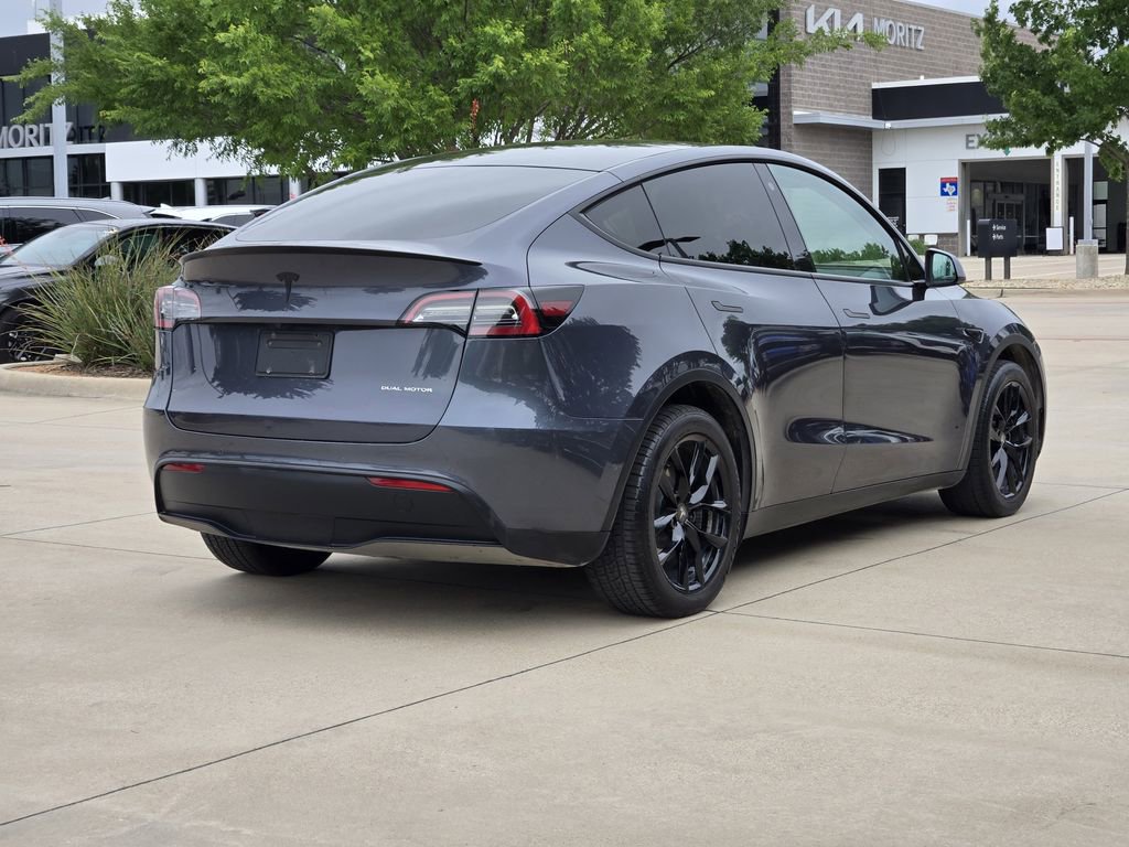 Used 2022 Tesla Model Y Long Range AWD/4WD image 4