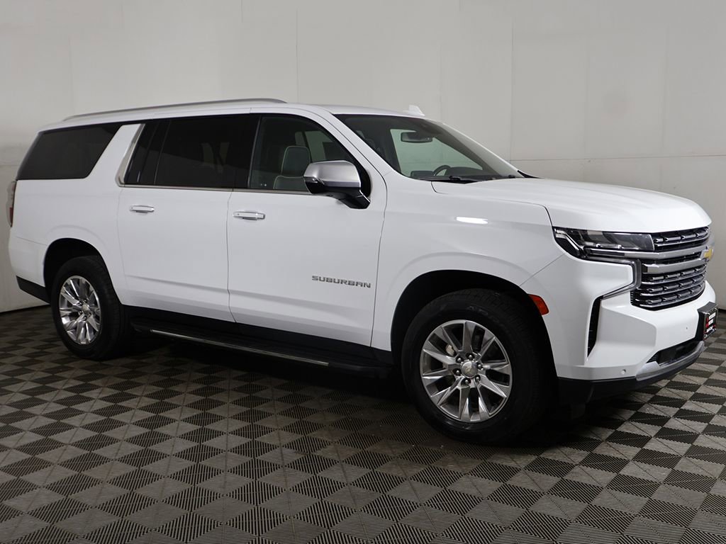 Used 2023 Chevrolet Suburban Premier AWD/4WD image 17
