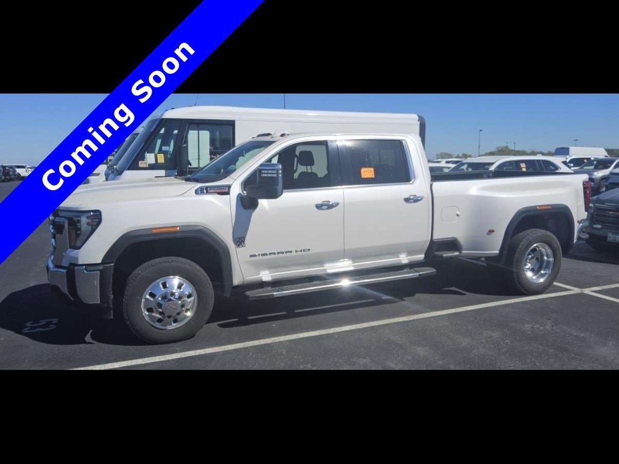 Used 2024 GMC Sierra 3500 SLT w/ SLT Premium Package RWD image 3