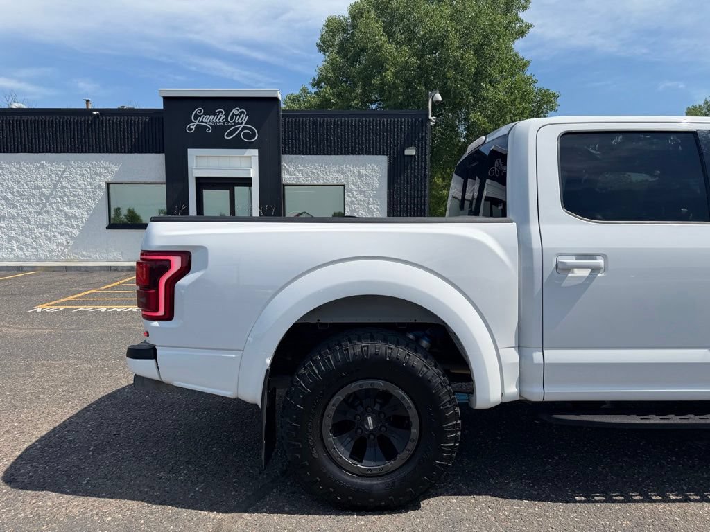 Used 2018 Ford F150 Raptor w/ Equipment Group 802A Luxury AWD/4WD image 4