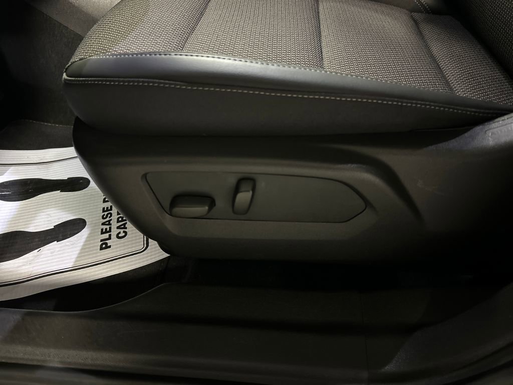 Used 2022 Buick Envision Preferred FWD image 13