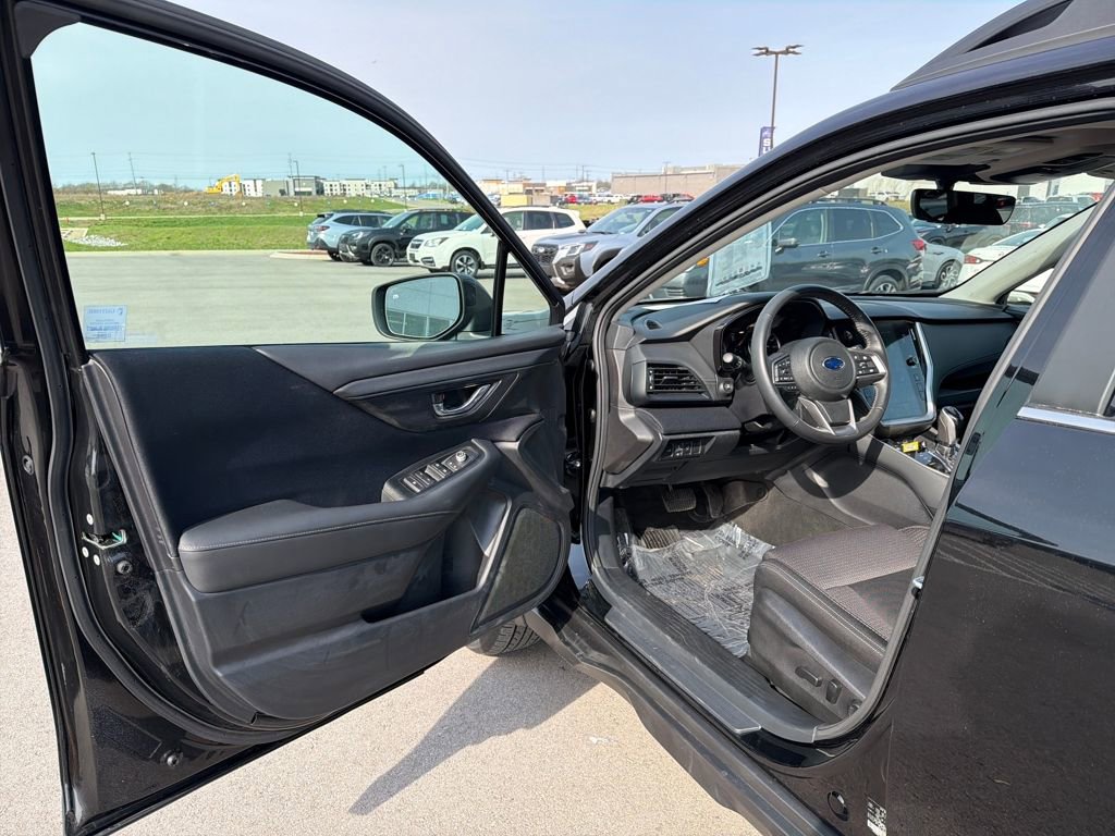 Used 2023 Subaru Outback Premium image 13