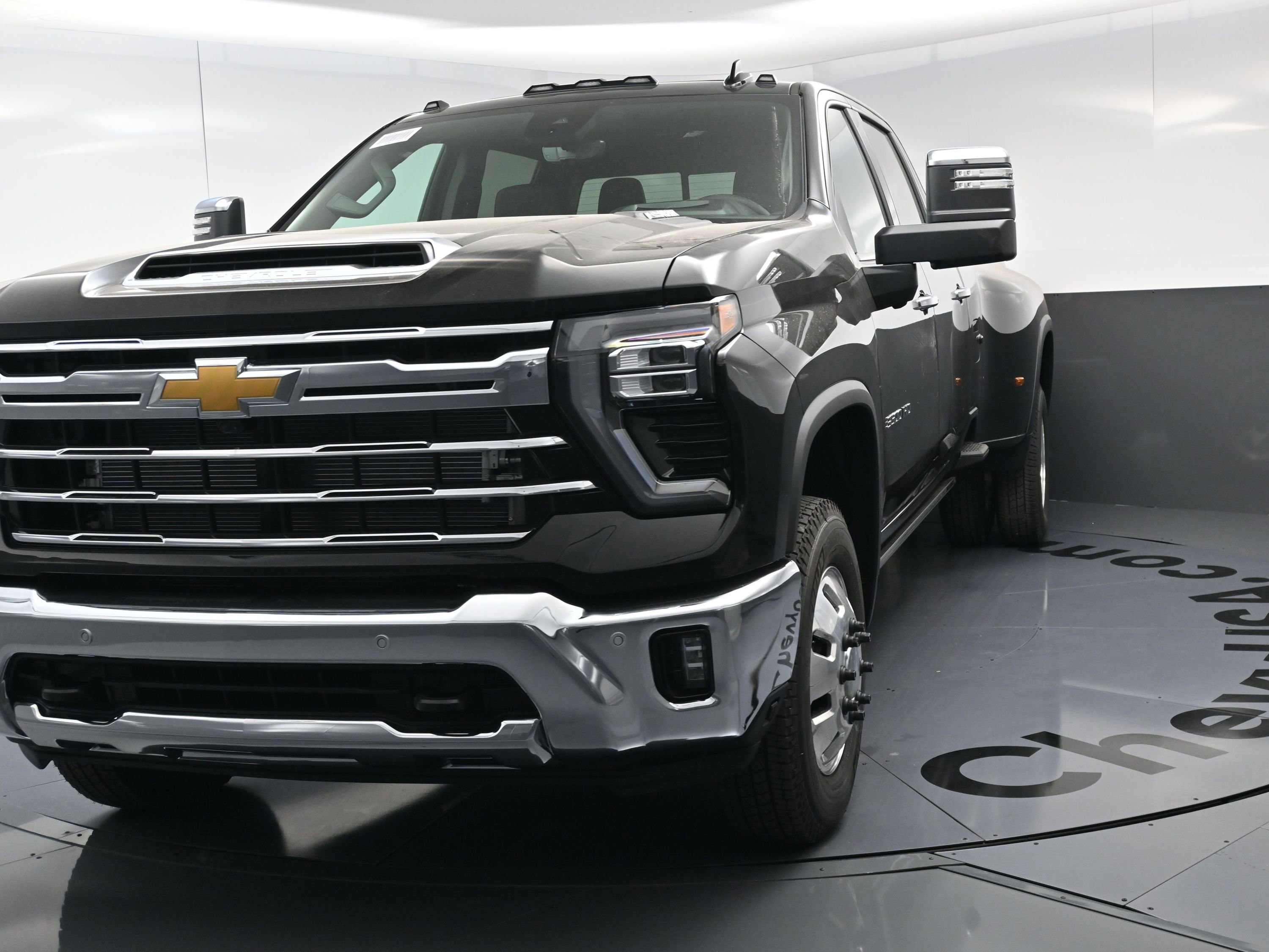 New 2026 Chevrolet Silverado 3500 LTZ w/ LTZ Plus Package image 11