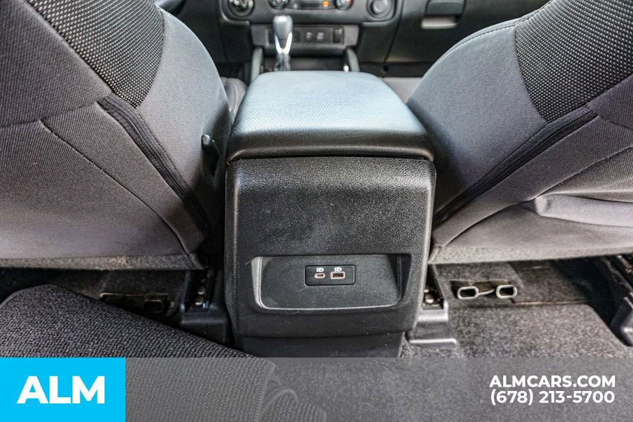 Used 2023 Nissan Frontier SV image 31