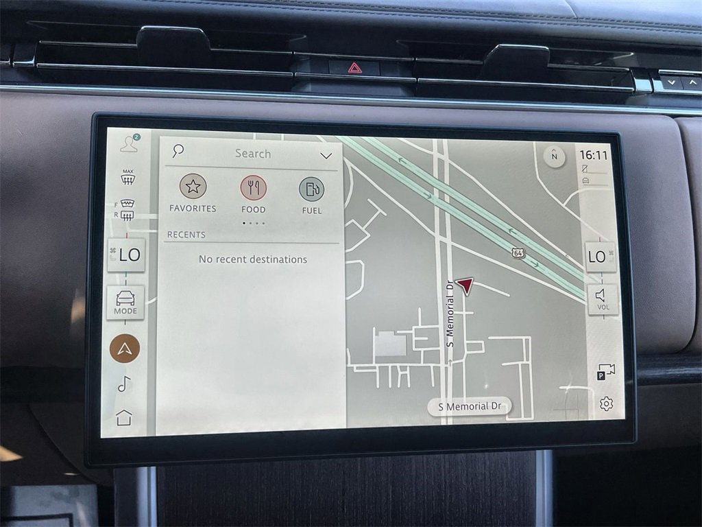 New 2026 Land Rover Range Rover SE image 25