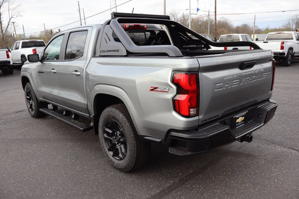 New 2026 Chevrolet Colorado Z71 w/ Midnight Edition AWD/4WD image 3
