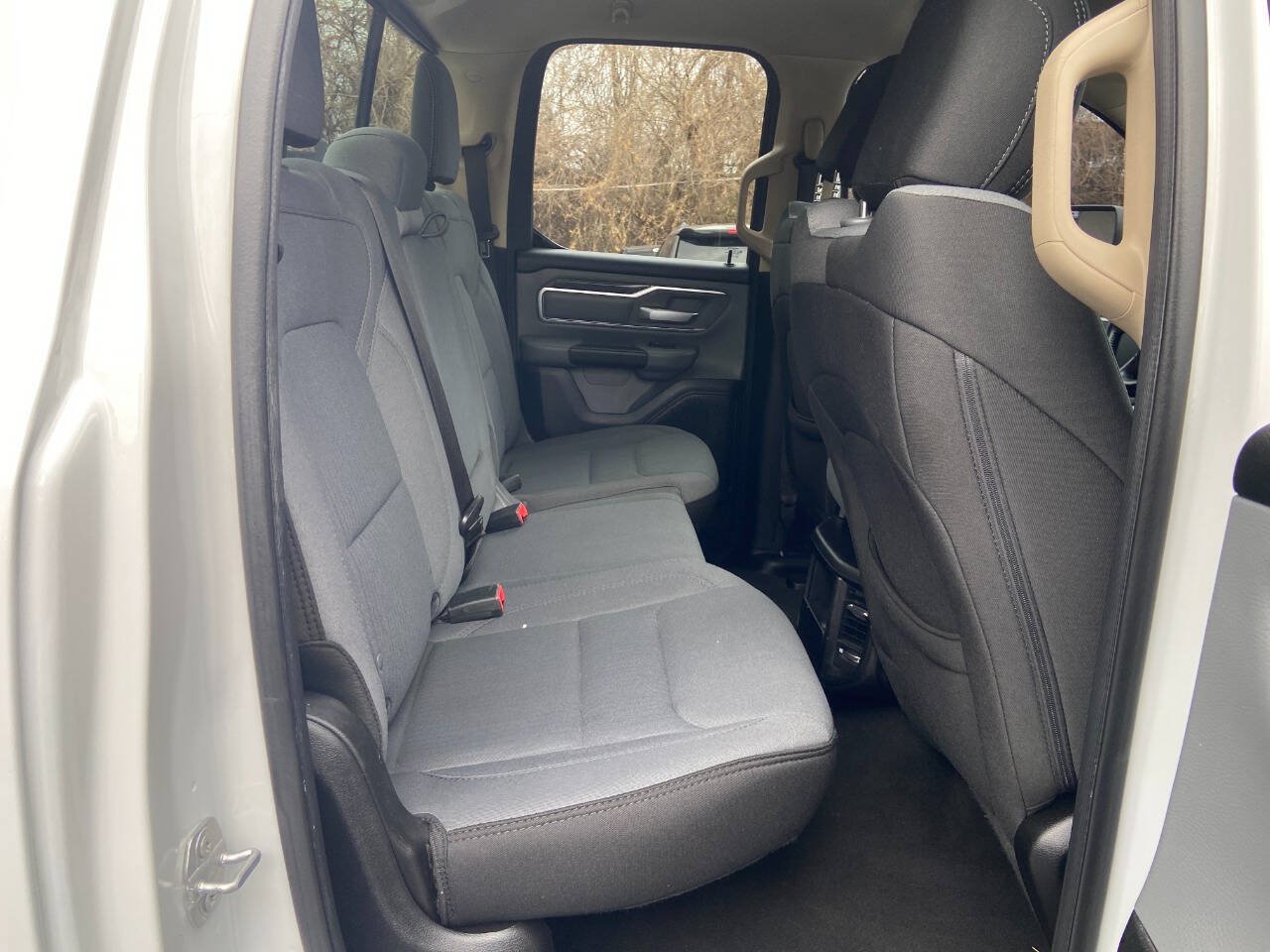 Used 2019 RAM 1500 Big Horn AWD/4WD image 19