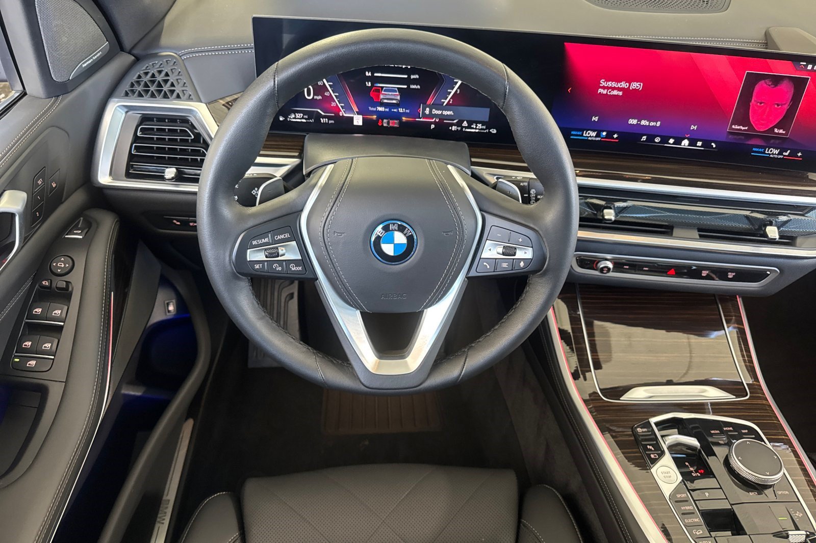 Used 2026 BMW X5 xDrive50e w/ Climate Comfort Package AWD/4WD image 32