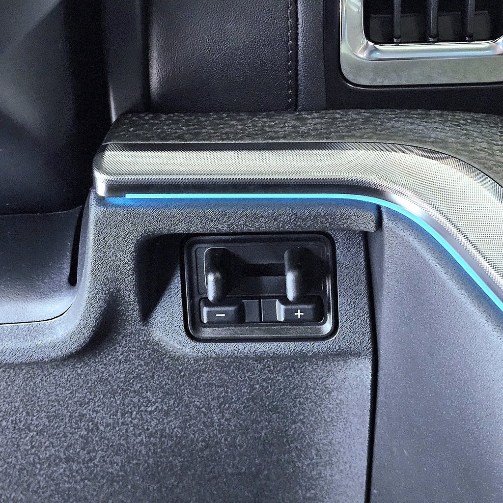 New 2025 Ford Expedition Tremor image 16