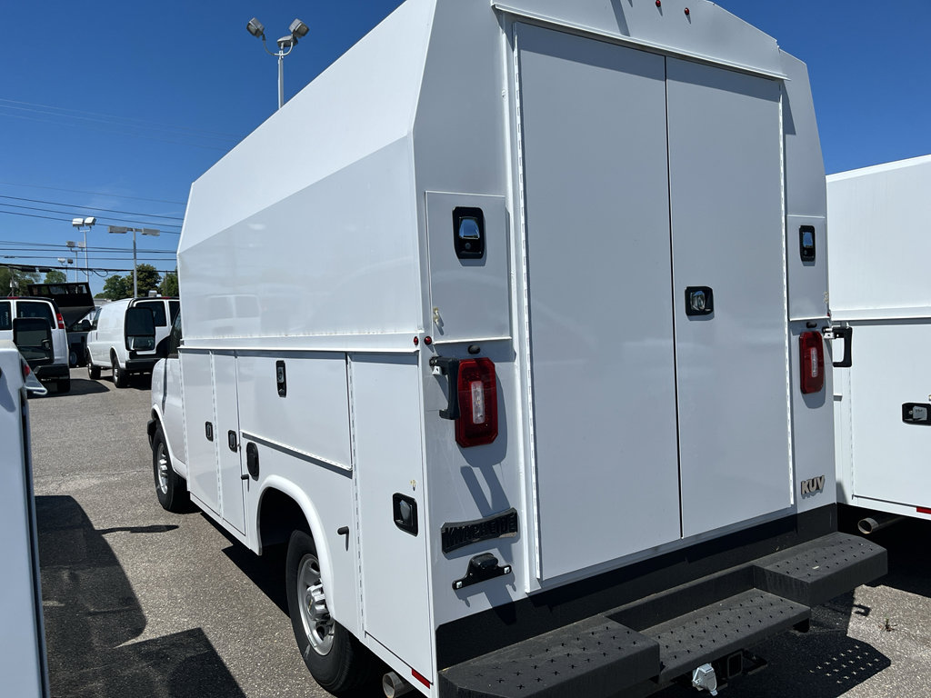 New 2025 Chevrolet Express 3500 w/ Power Convenience Package RWD image 6