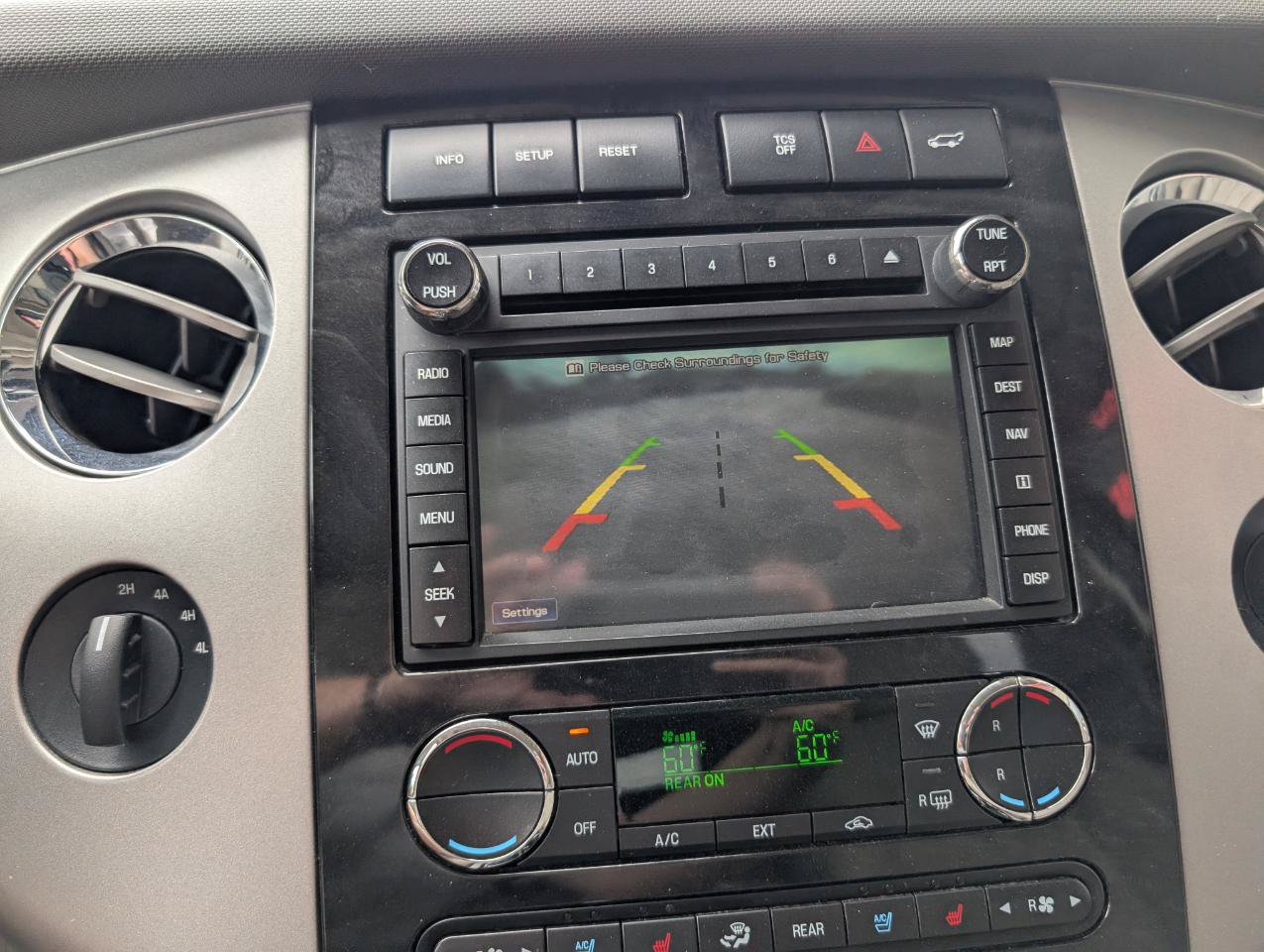Used 2012 Ford Expedition EL Limited AWD/4WD image 17