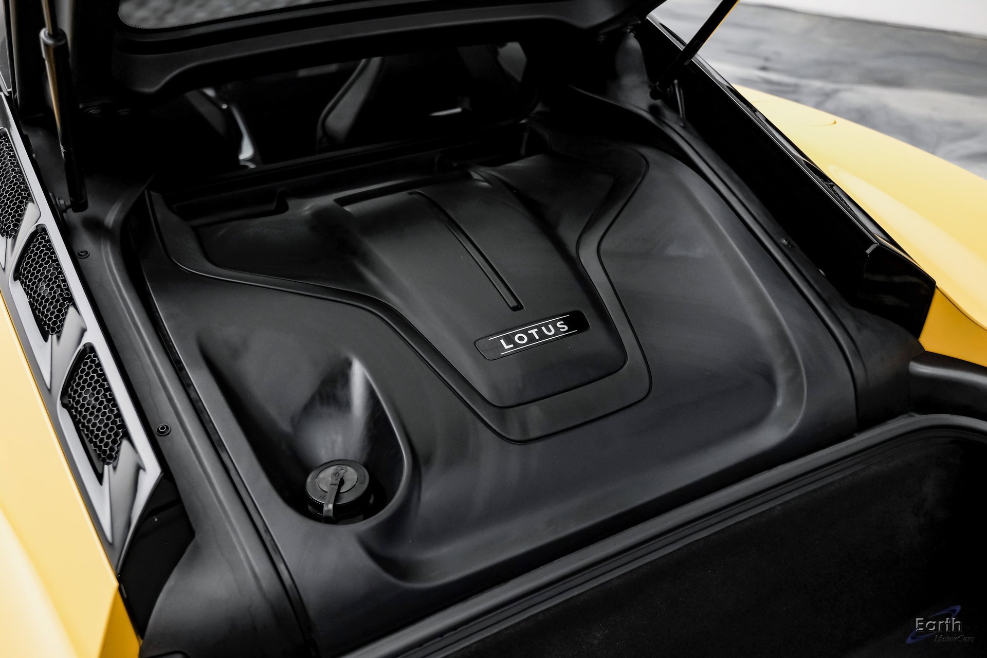 Used 2024 Lotus Emira First Edition image 89