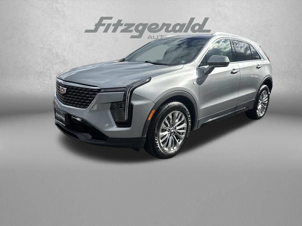 Used 2024 Cadillac XT4 Premium Luxury AWD/4WD image 3