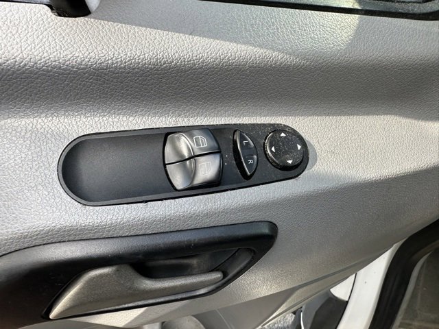 Used 2017 Freightliner Sprinter 2500 image 15