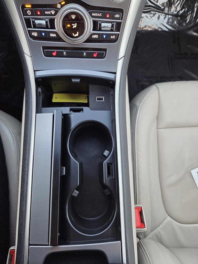 Used 2017 Lincoln MKZ Select w/ Select Plus Package image 18