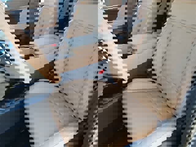 Used 2024 Hyundai Santa Fe Limited image 18