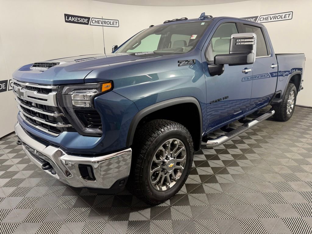 Used 2026 Chevrolet Silverado 2500 LTZ w/ LTZ Premium Package AWD/4WD image 2