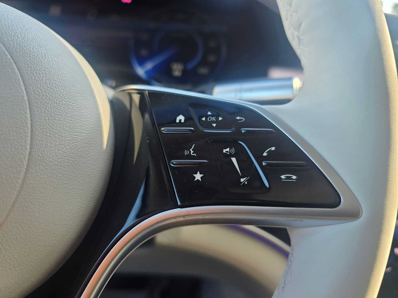 New 2027 Mercedes-Benz EQS 400 4MATIC SUV image 30