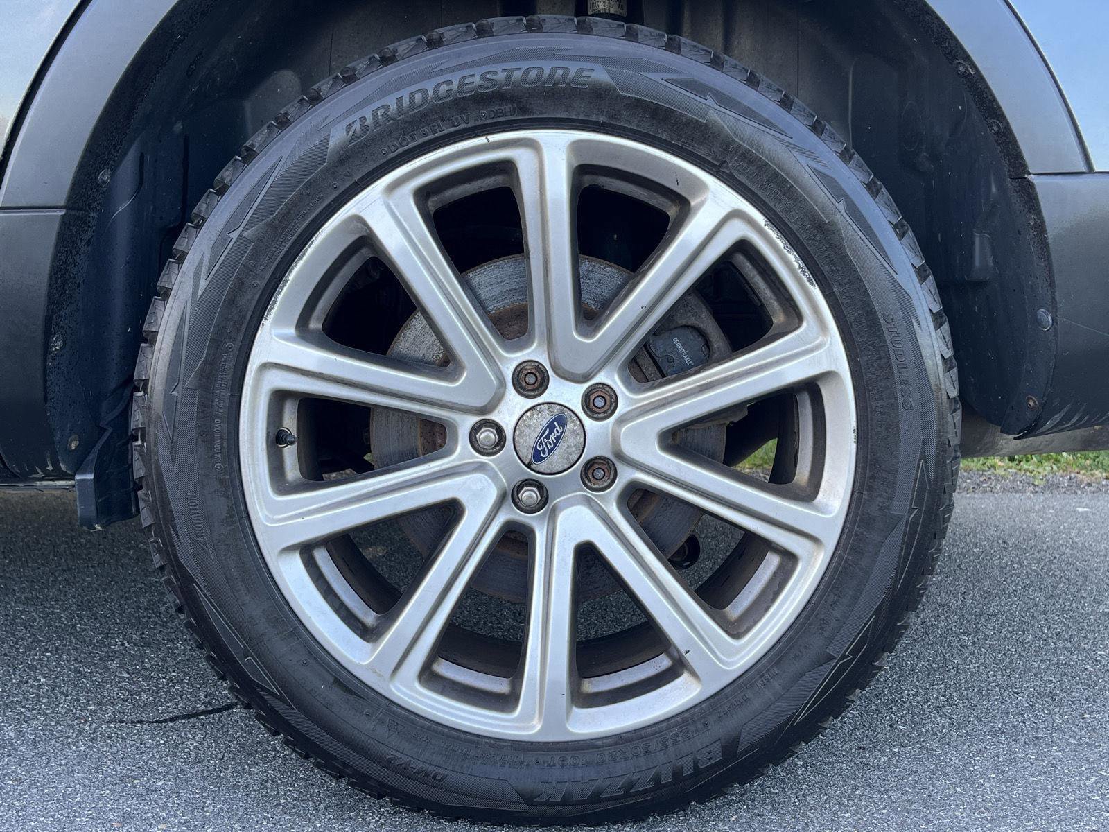 Used 2016 Ford Explorer Limited image 22